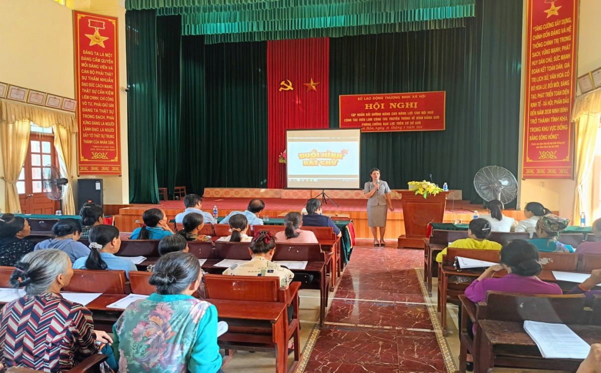 TUYÊN TRUYỀN NÂNG CAO NĂNG LỰC CÔNG TÁC TRUYỀN THÔNG VỀ BÌNH ĐẲNG GIỚI VÀ PHÒNG, CHỐNG BẠO LỰC TRÊN CƠ SỞ GIỚI NĂM 2024