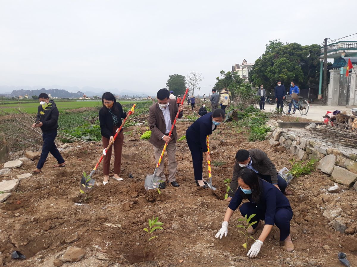 Yên Hòa tổ chức lễ phát động trồng cây năm 2022, “Đời đời nhớ ơn Bác Hồ”